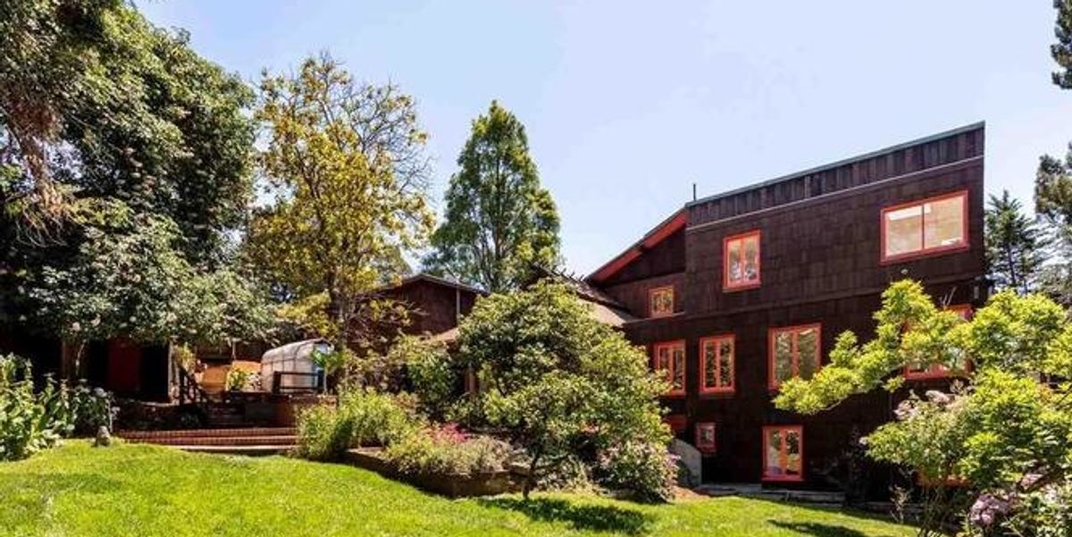 Video House Tour: Rumah Sunny Berkeley Hills dengan semua tamannya meminta $ 2,7 juta